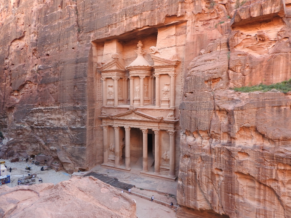 23 Petra